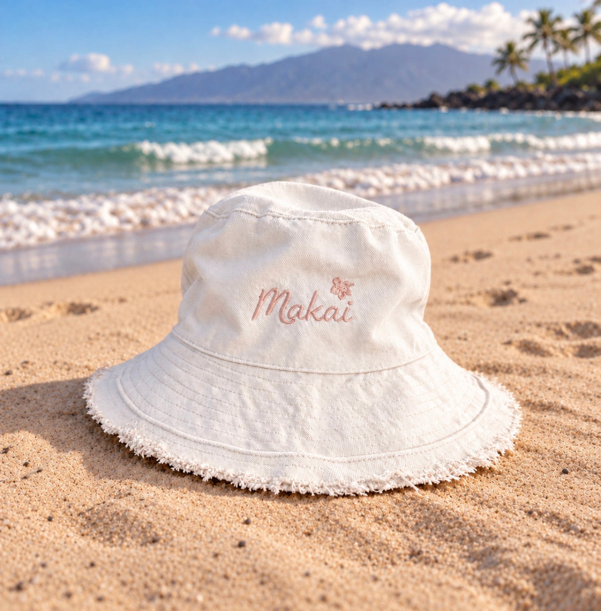 Coconut White Bucket